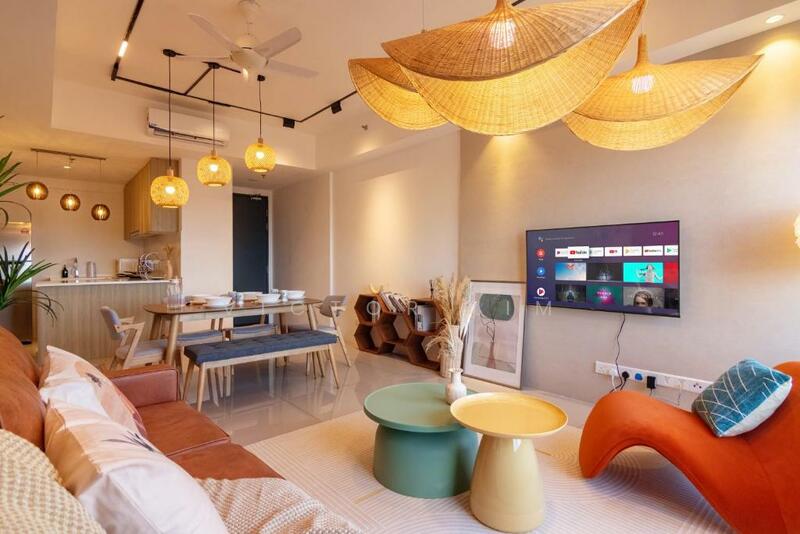 For Sale - Ready Move in Condo 4 Rooms 2 Bathrooms Fully Furnished with Cashback RM50k