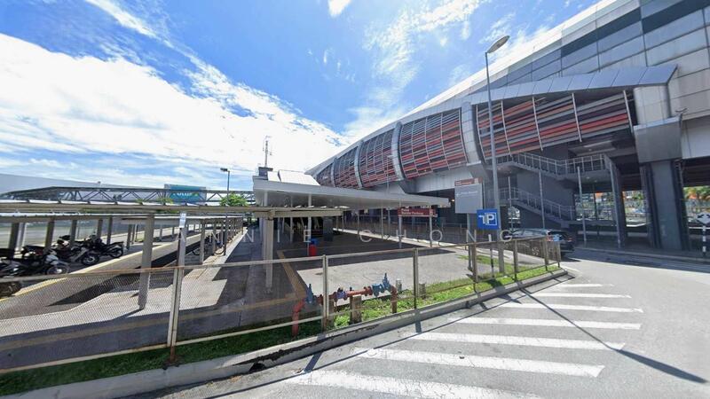 Untuk Dijual - CORNER Shop at Pusat Bandar Puchong. 2min LDP, LRT, Lotus, IOI Bandar Puteri Puchong, Bandar Kinrara