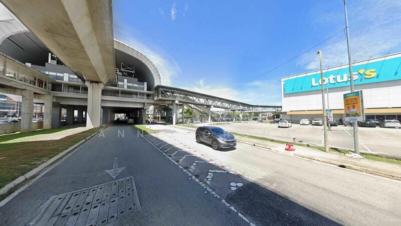 Untuk Dijual - CORNER Shop at Pusat Bandar Puchong. 2min LDP, LRT, Lotus, IOI Bandar Puteri Puchong, Bandar Kinrara