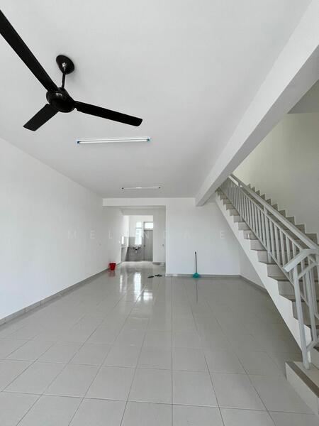Untuk Disewa - Pasir Gudang Meridin East, Bandar Bestari Perdana 2 Storey Terrace