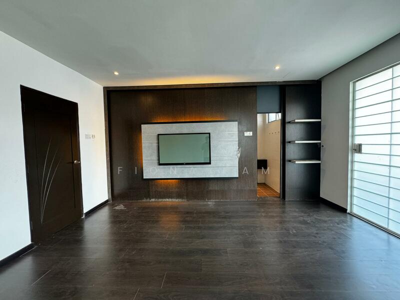 For Sale - Taman Pulai Perdana 2