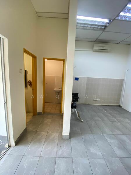 For Rent - Single Storey shop , Ara Permata , Ara Damansara , Intermediate Shop for rent