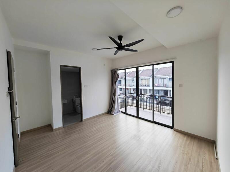 Untuk Dijual - 2-storey Terrace House at Diamond City