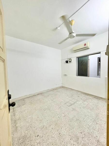 For Sale - 2-storey Terrace House at Pjs 9