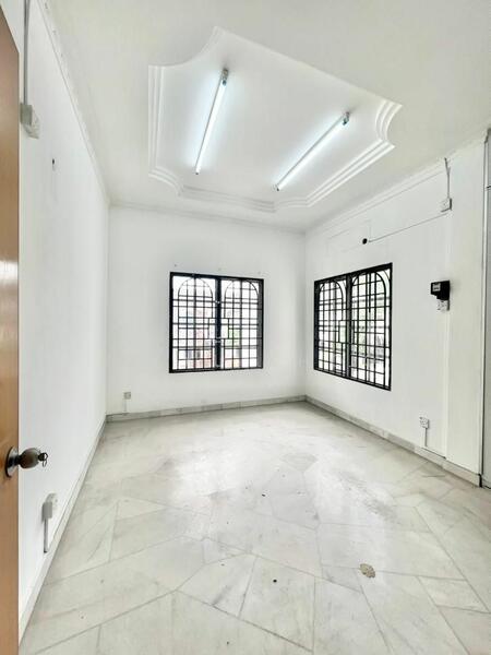 For Sale - 2-storey Terrace House at Pjs 9