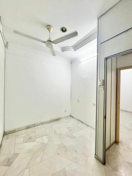 For Sale - 2-storey Terrace House at Pjs 9