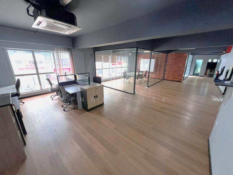Untuk Disewa - 1st Floor Office for Rent at Bandar Bukit Mahkota