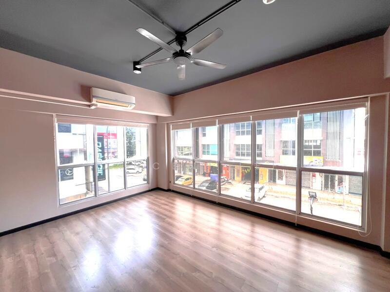 Untuk Disewa - 1st Floor Office for Rent at Bandar Bukit Mahkota
