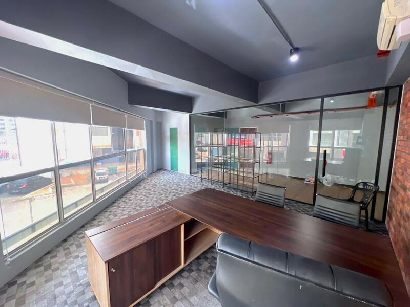 Untuk Disewa - 1st Floor Office for Rent at Bandar Bukit Mahkota