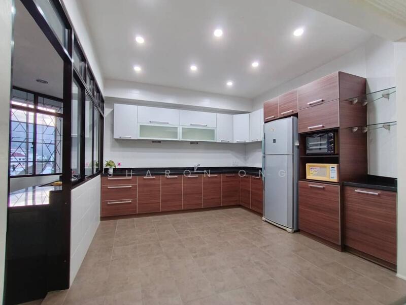 Untuk Disewa - Desa Melor