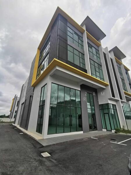 Untuk Dijual - Semi D Factory Cipta 3A, Bandar Serenia, Sepang