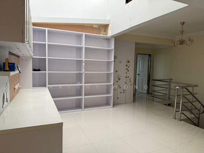 Untuk Disewa - Sungai Ara