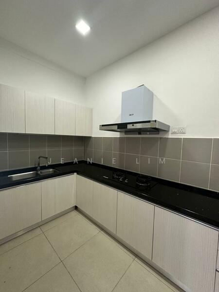 Untuk Disewa - 10 Island Resort