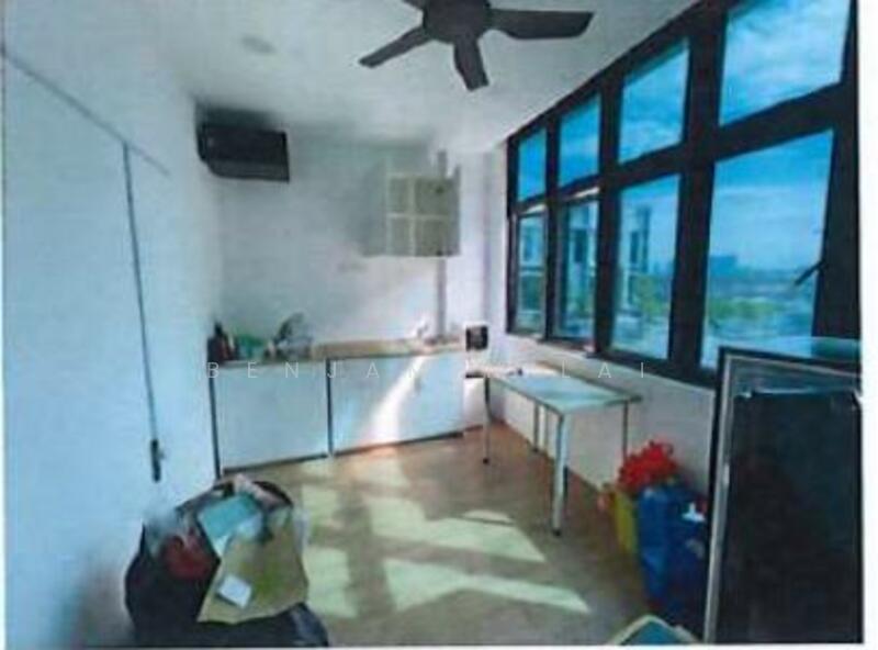 Untuk Disewa - Bandar Seri Putra, Kajang 3 Story Shop (Corner Lot) For Rent