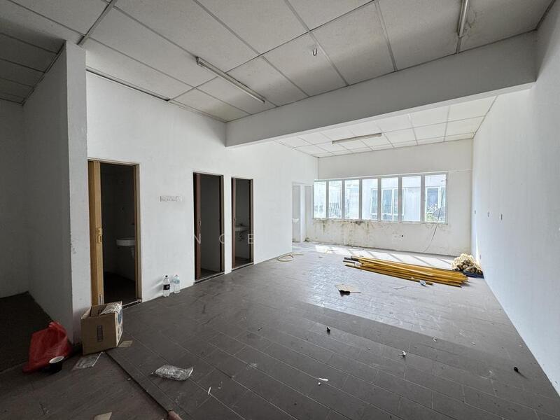 For Sale - 4 Storey Shop Office for Sale at Kota Damansara Signature Park