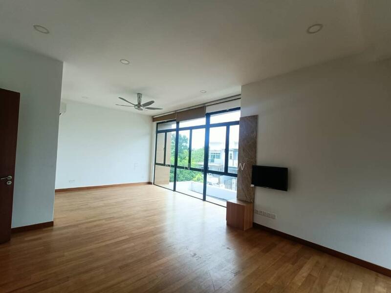 For Sale - Taman Nusa Duta 3