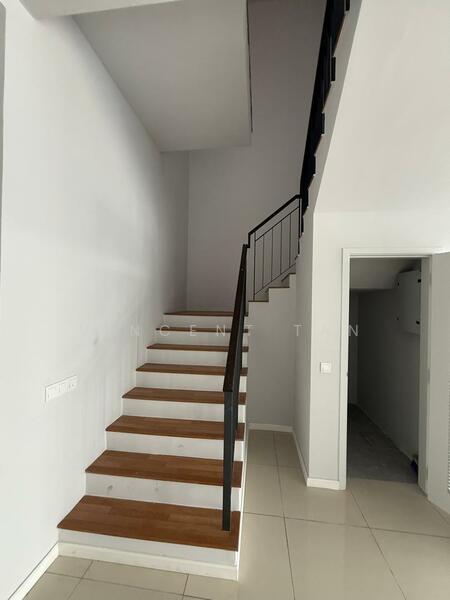 Untuk Disewa - Tamansari