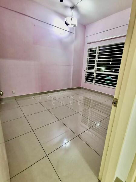 For Rent - First Residence (Residensi Unggul)