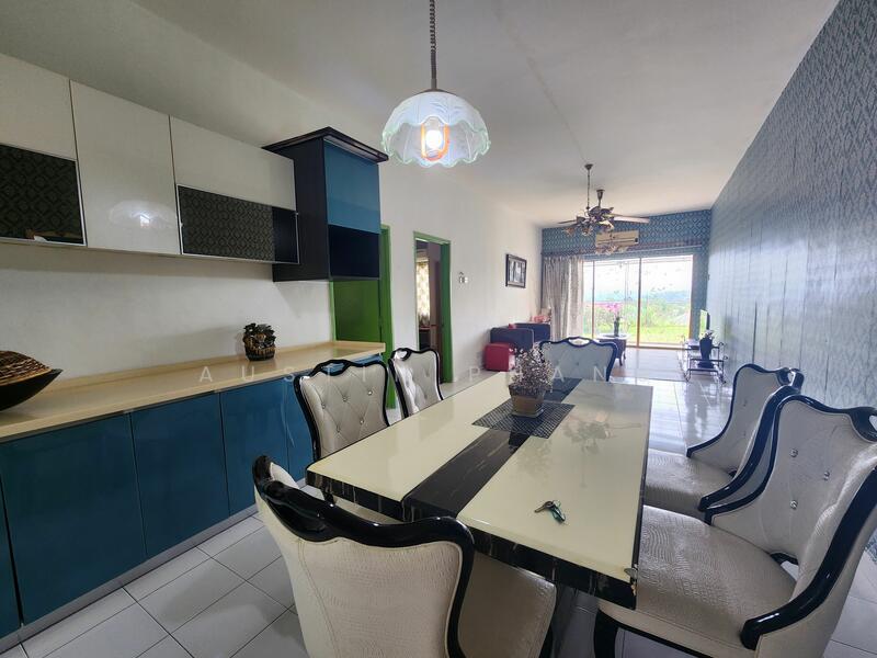 Untuk Disewa - Spanish Villa