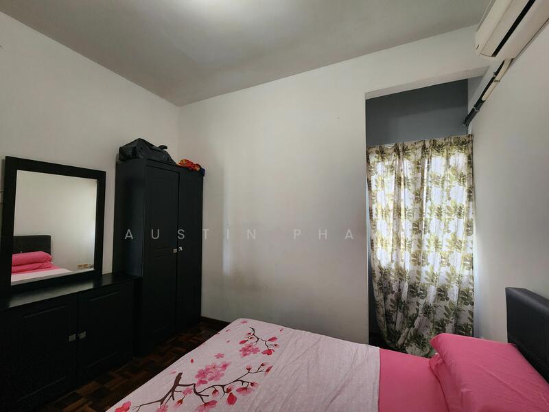 Untuk Disewa - Spanish Villa