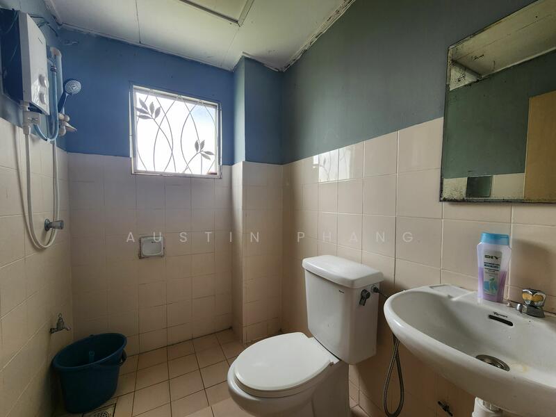 Untuk Disewa - Spanish Villa