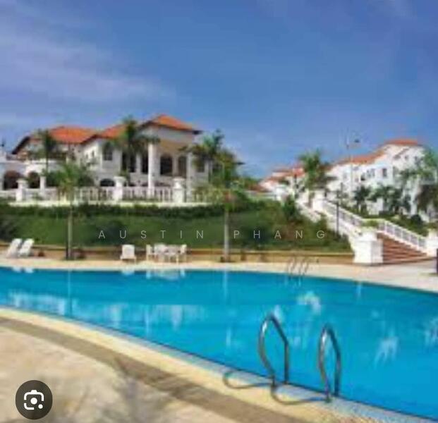 Untuk Disewa - Spanish Villa