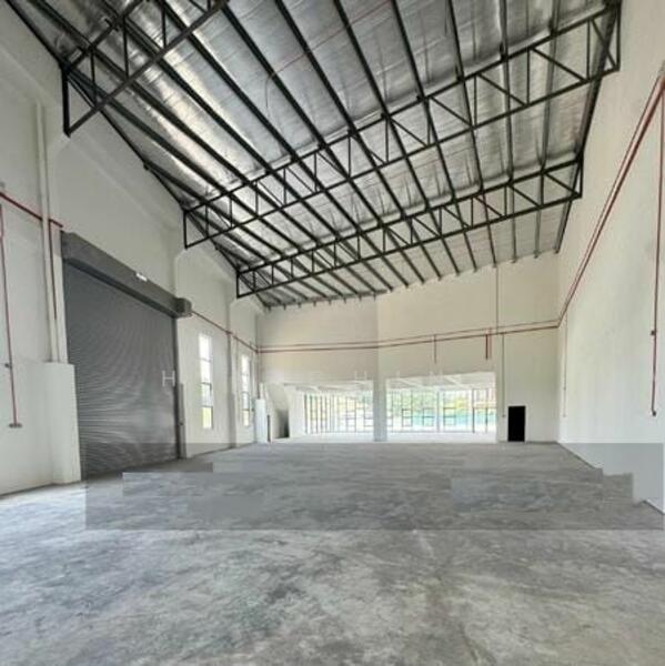 Untuk Disewa - 21,000sf CORNER 3sty Detached Factory Industrial Park Shah Alam