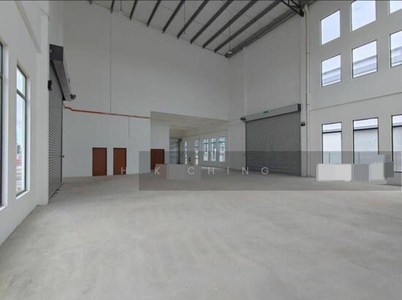 Untuk Disewa - 21,000sf CORNER 3sty Detached Factory Industrial Park Shah Alam