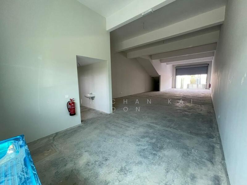 For Rent - 2-Storey New Shop Office @ One Krubong - For Rent