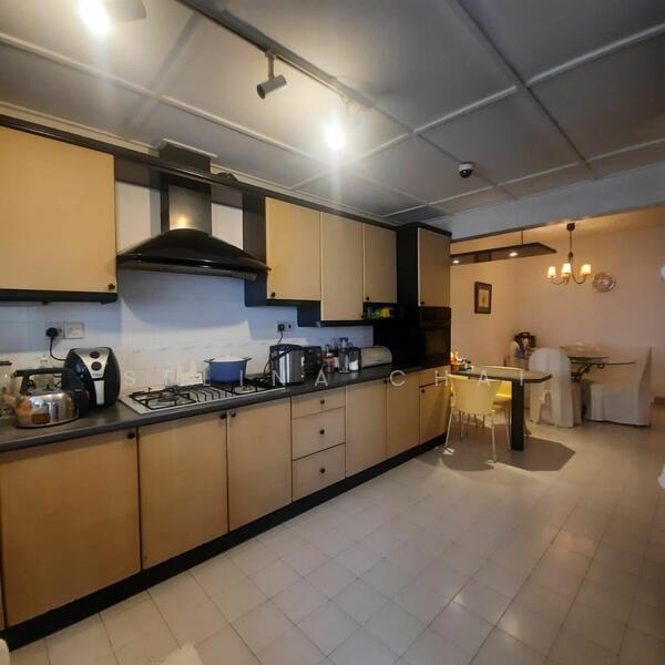 Untuk Dijual - 2-storey Terrace House at SS18