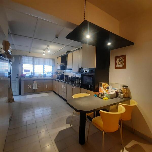 Untuk Dijual - 2-storey Terrace House at SS18