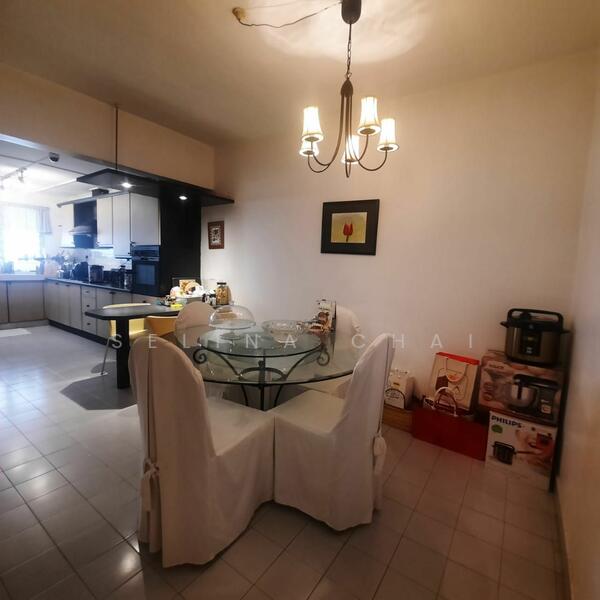 Untuk Dijual - 2-storey Terrace House at SS18