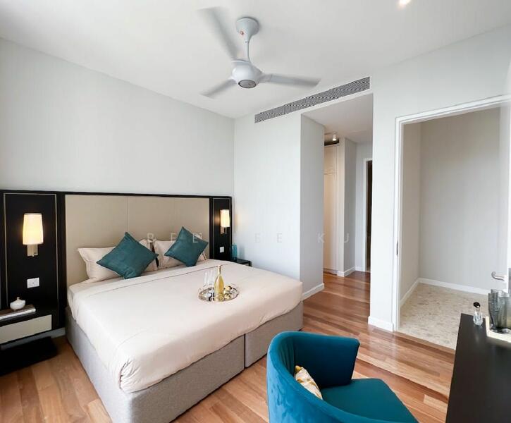 For Sale - Pavilion Ceylon Hill