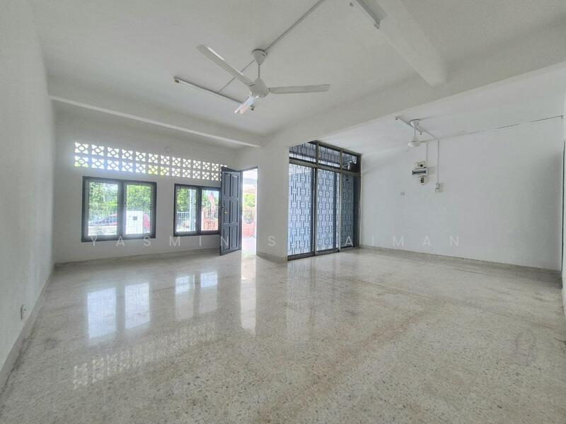 Untuk Dijual - FACING OPEN Double Storey Terrace Seksyen 10 Shah Alam