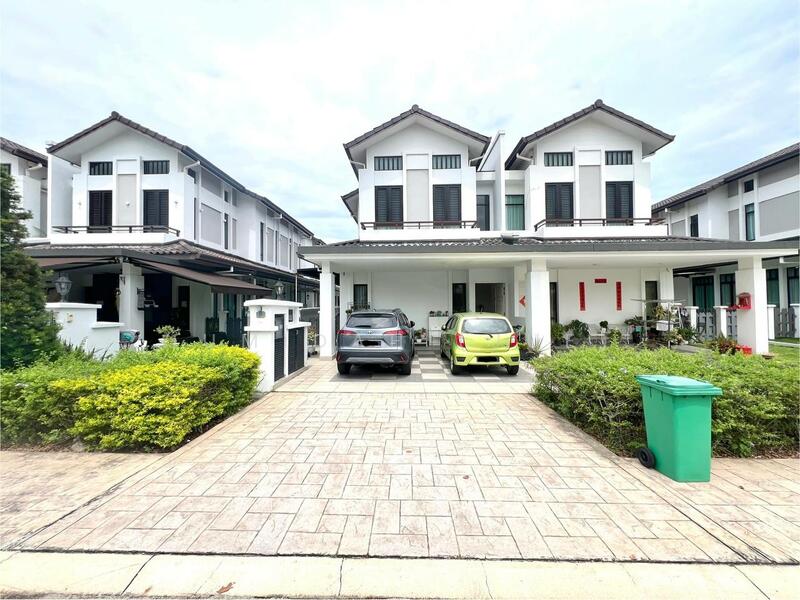 ????Facing Open????Fully RenovatedDouble Storey Semi D Cluster Tenderfields Eco Majestic Semenyih
