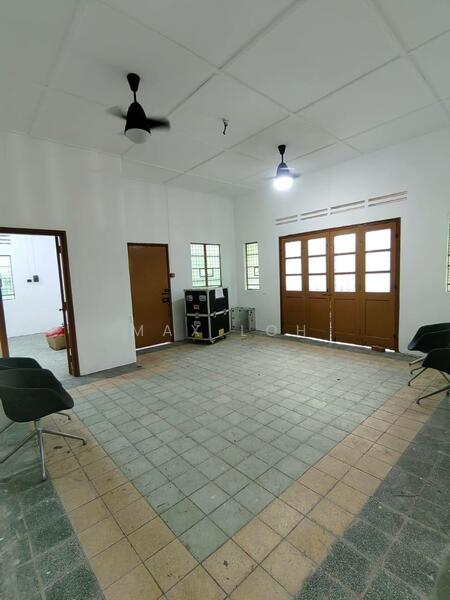 For Rent - Stulang laut, Commercial Bungalow
