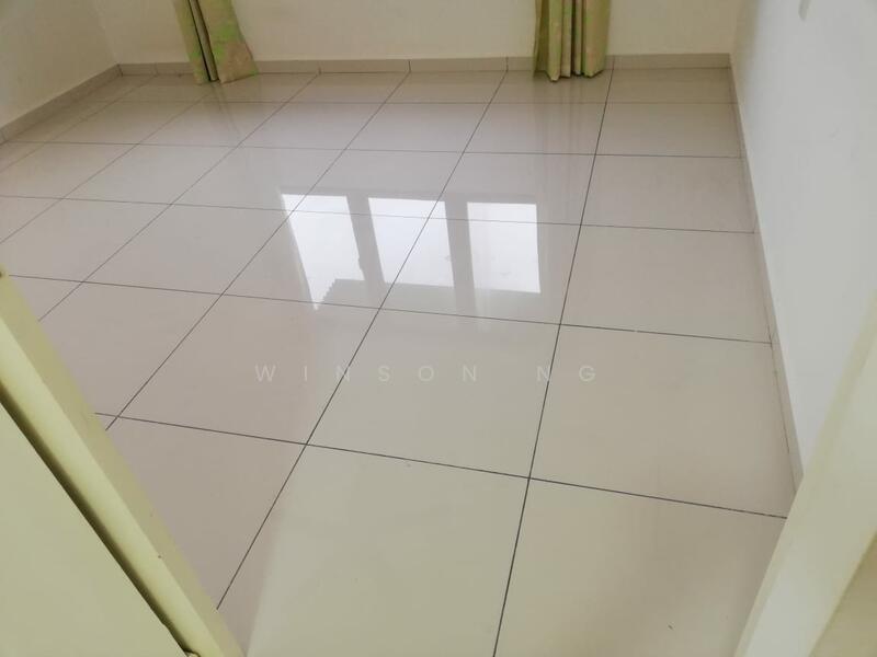 Untuk Disewa - Avenue D'Vogue