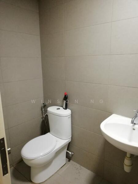 Untuk Disewa - Avenue D'Vogue