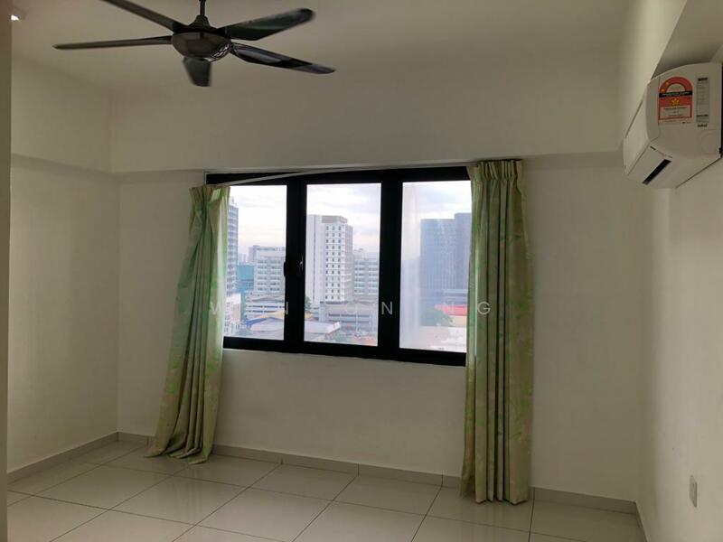 Untuk Disewa - Avenue D'Vogue