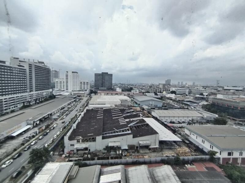 Untuk Disewa - Avenue D'Vogue