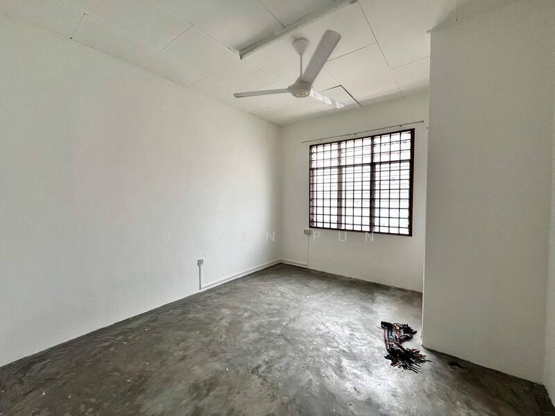 For Sale - Taman Megah Ria