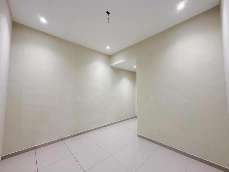 For Sale - Single Storey Terrace Corner Lot @ Jalan Harmoni 18, Taman Desa Skudai, Skudai, Johor