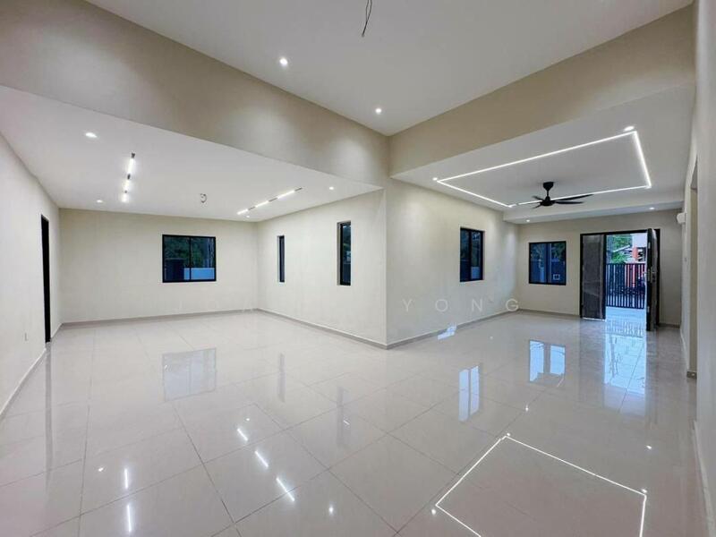 For Sale - Single Storey Terrace Corner Lot @ Jalan Harmoni 18, Taman Desa Skudai, Skudai, Johor