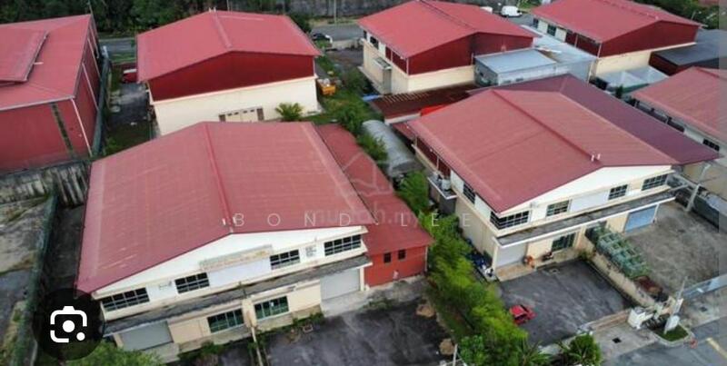 For Rent - ( Corner ) Rawang Perdana SMS 1.5sty Semi-D Factory For Rent