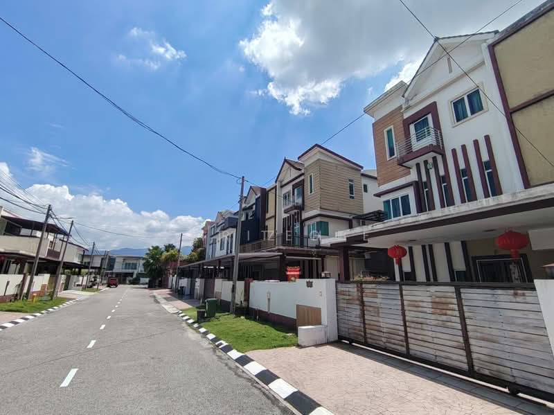 Rumah Teres 2 Tingkat untuk Dijual di Taman Tasek Baru (Ipoh) - KT Teoh - Exterior - PropertyGuru.com.my