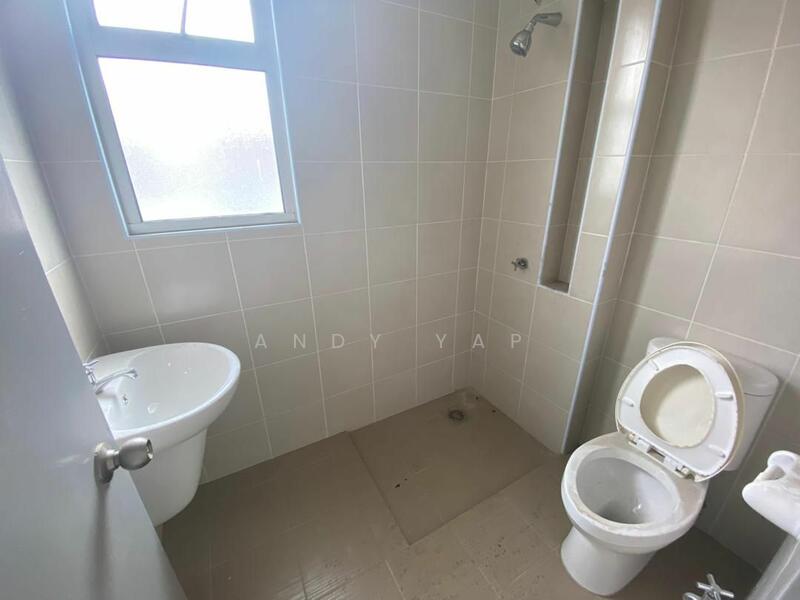 For Sale - Terraced House at Kota Emerald