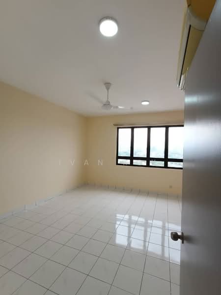 Condominium for Sale at Mutiara Oriental - Ivan Kok - Interior - PropertyGuru.com.my