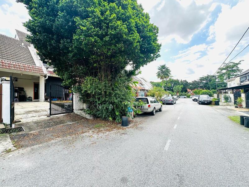 For Sale - Superlink Double Storey SS18 Subang Jaya