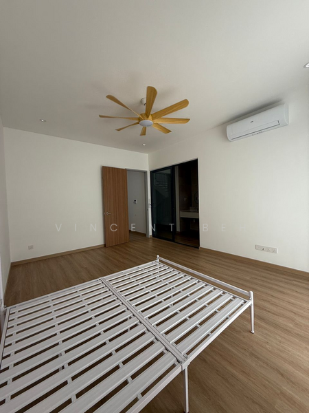 For Rent - 1-storey Terraced House at Taman Puchong Legenda