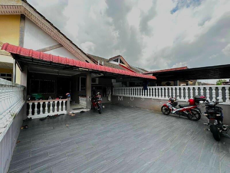 For Rent - Taman Perling